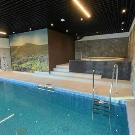 Διαμέρισμα C4 Podgrzewany Basen Sauna, Nowy Revist Szklarska