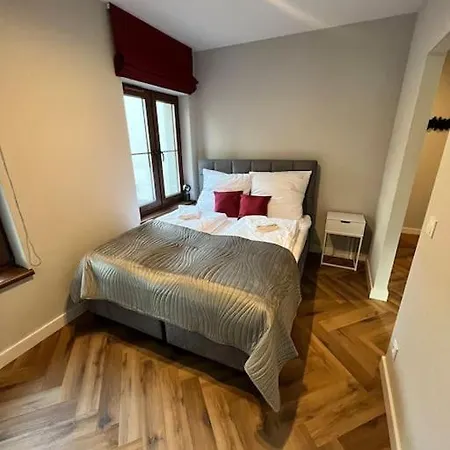 C4 Podgrzewany Basen Sauna, Nowy Revist Szklarska Διαμέρισμα